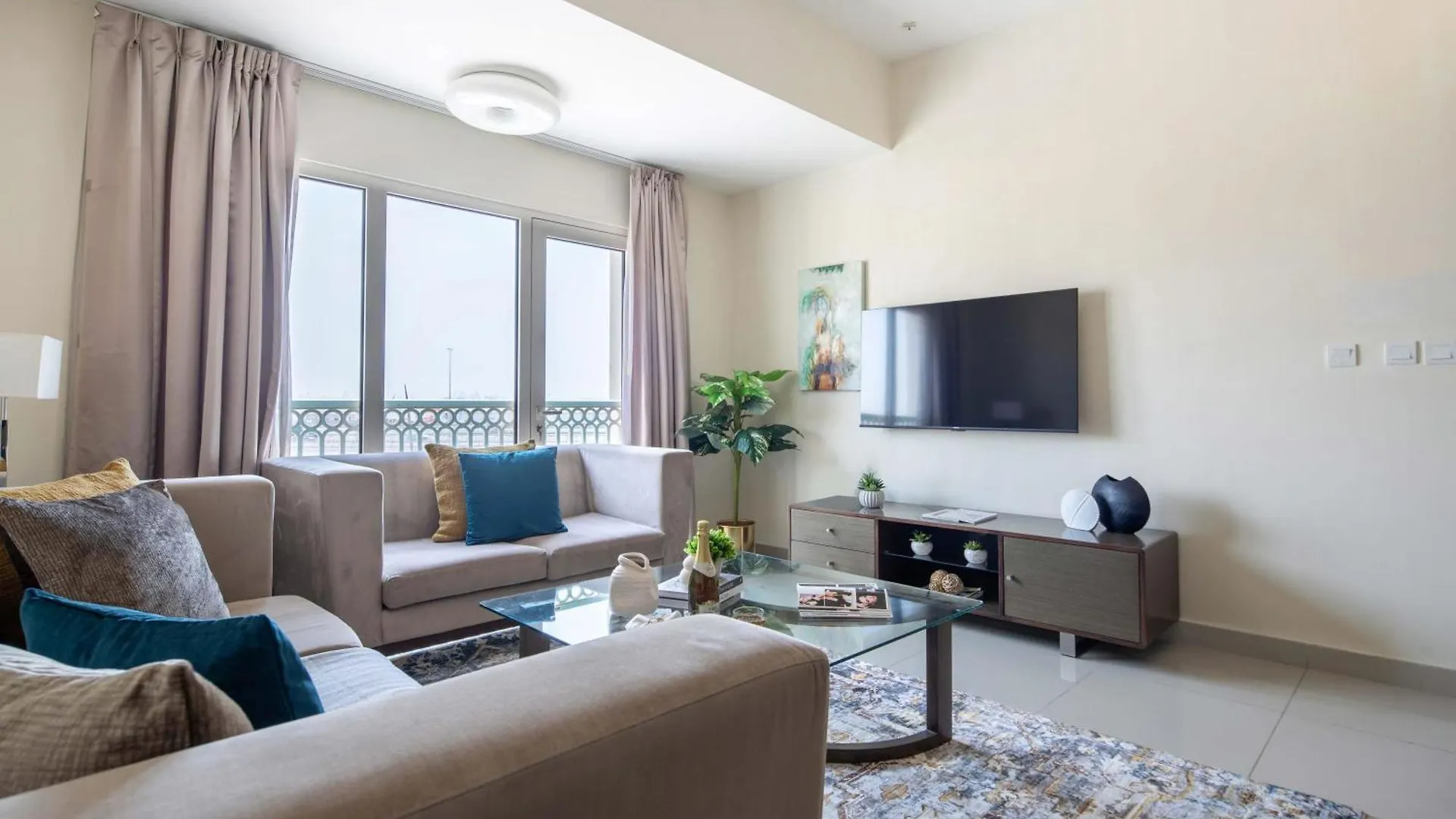 Apartment Frank Porter - Suburbia Dubai